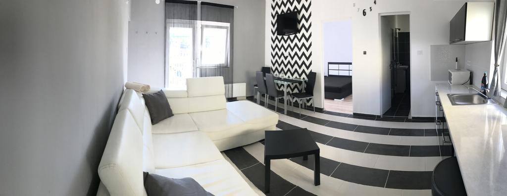 Corner Apartman 1 Daire Siófok Dış mekan fotoğraf