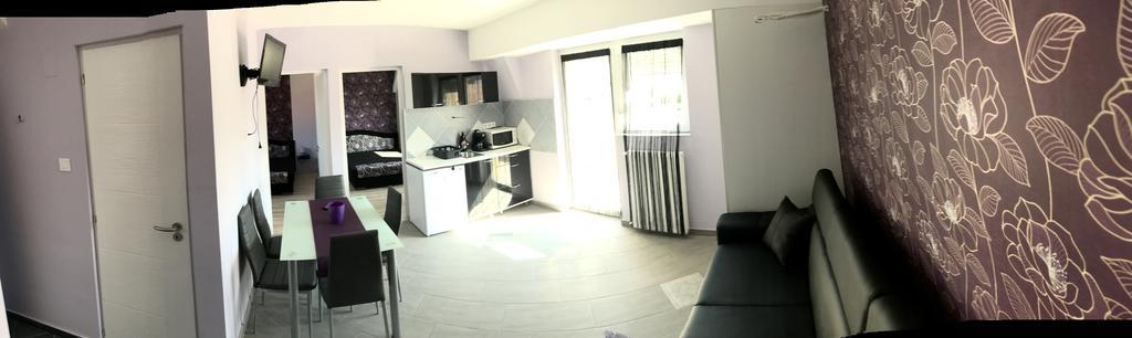 Corner Apartman 1 Daire Siófok Dış mekan fotoğraf