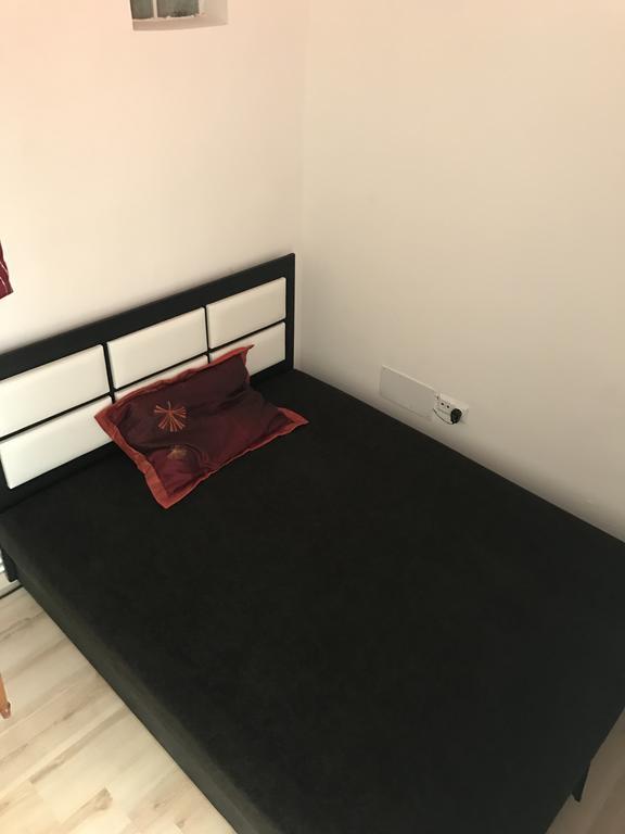 Corner Apartman 1 Daire Siófok Dış mekan fotoğraf