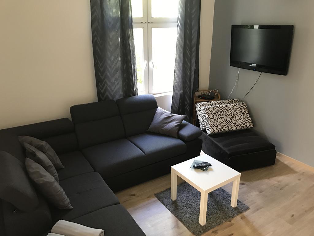 Corner Apartman 1 Daire Siófok Dış mekan fotoğraf